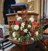 A delightful arrangement by our Flower Co-ordinator, Paula Keats.